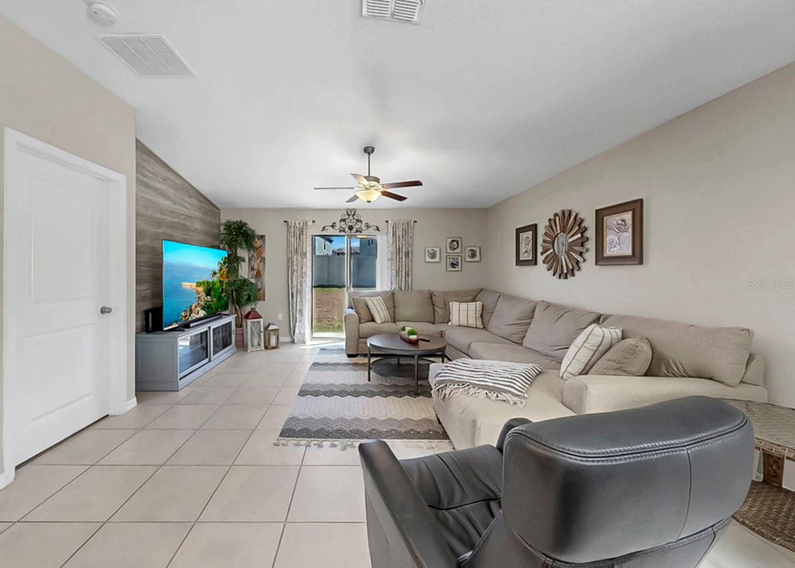 9341 CHANNING HILL DR, SUN CITY CENTER, FL, 33573