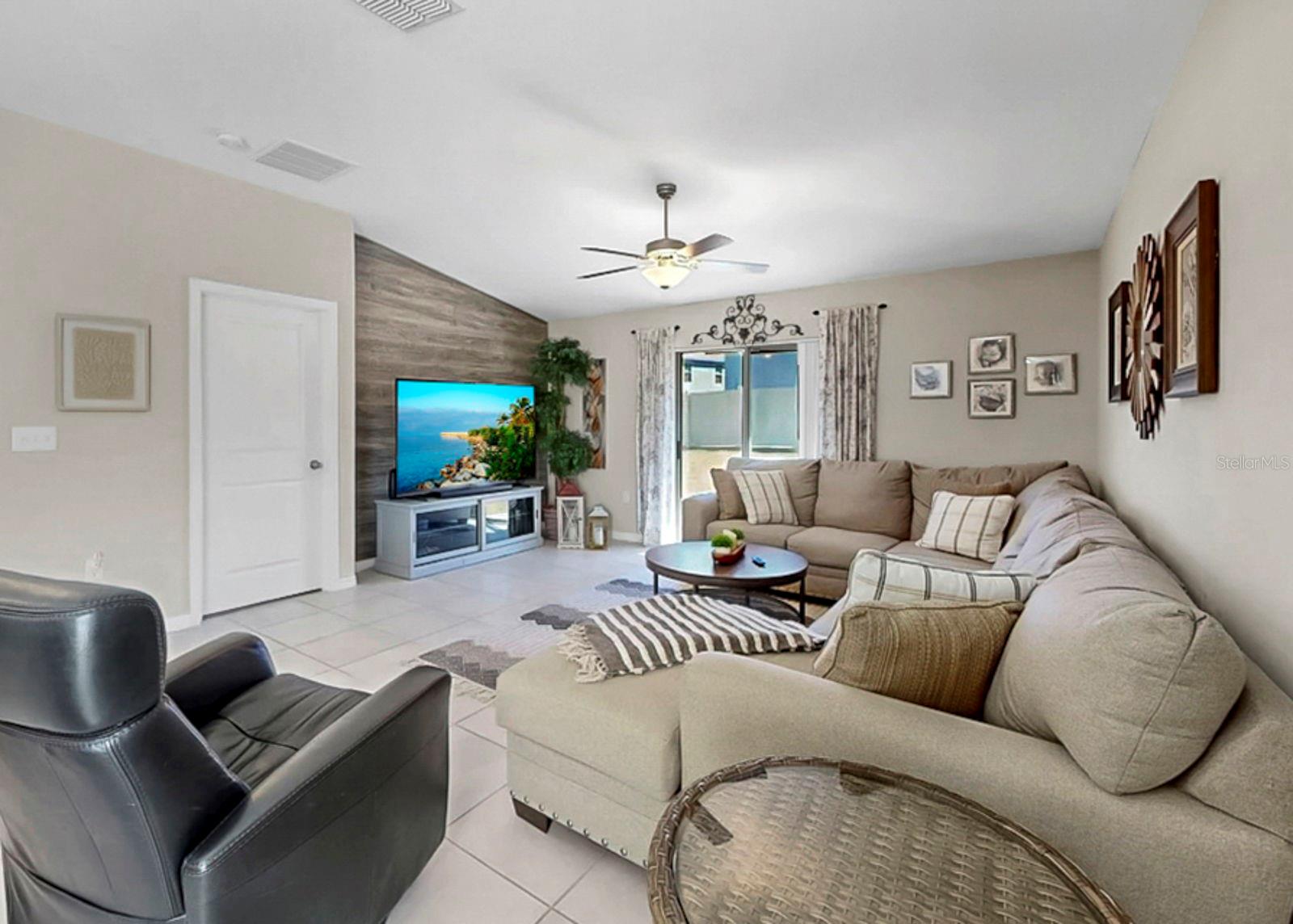 9341 CHANNING HILL DR, SUN CITY CENTER, FL, 33573