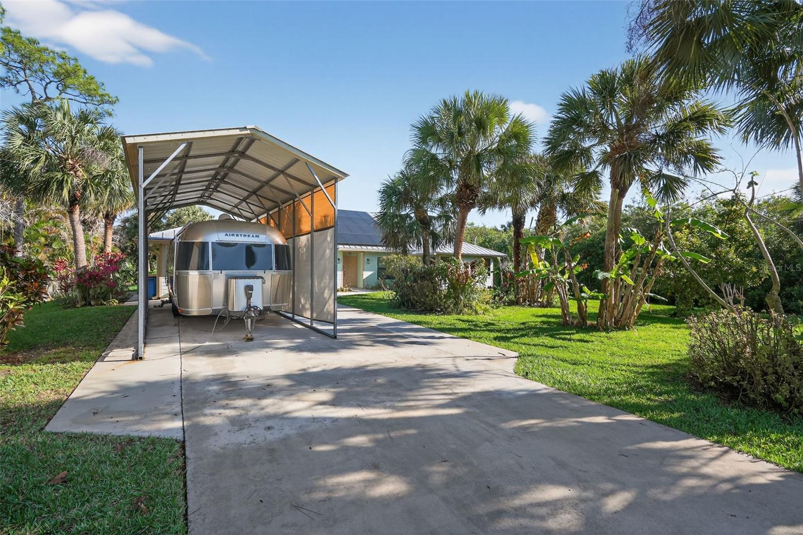 8535 SE MAY TER, HOBE SOUND, FL, 33455