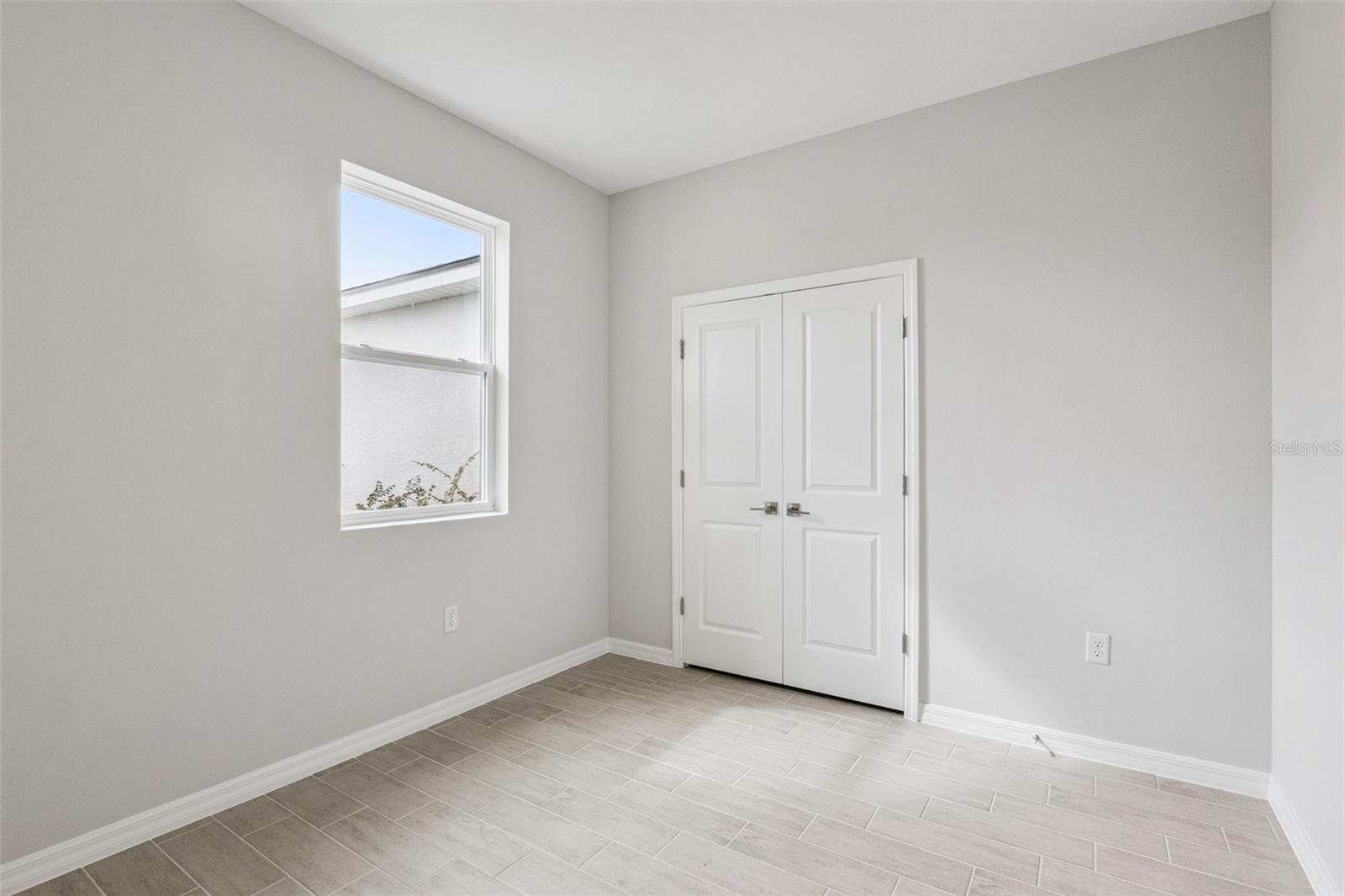 393 MARION OAKS GOLF RD, OCALA, FL, 34473