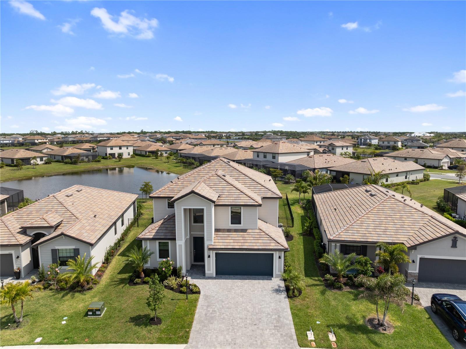 5221 BLUE CRUSH ST, BRADENTON, FL, 34211