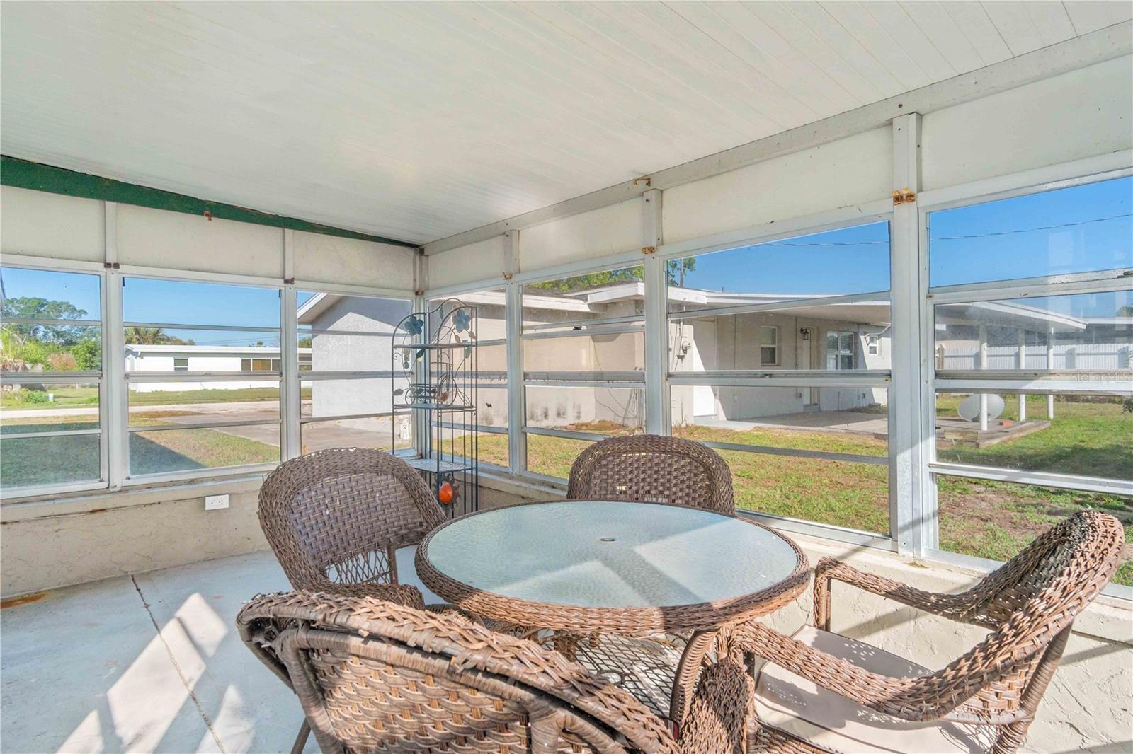 721 DALTON BLVD, PORT CHARLOTTE, FL, 33952