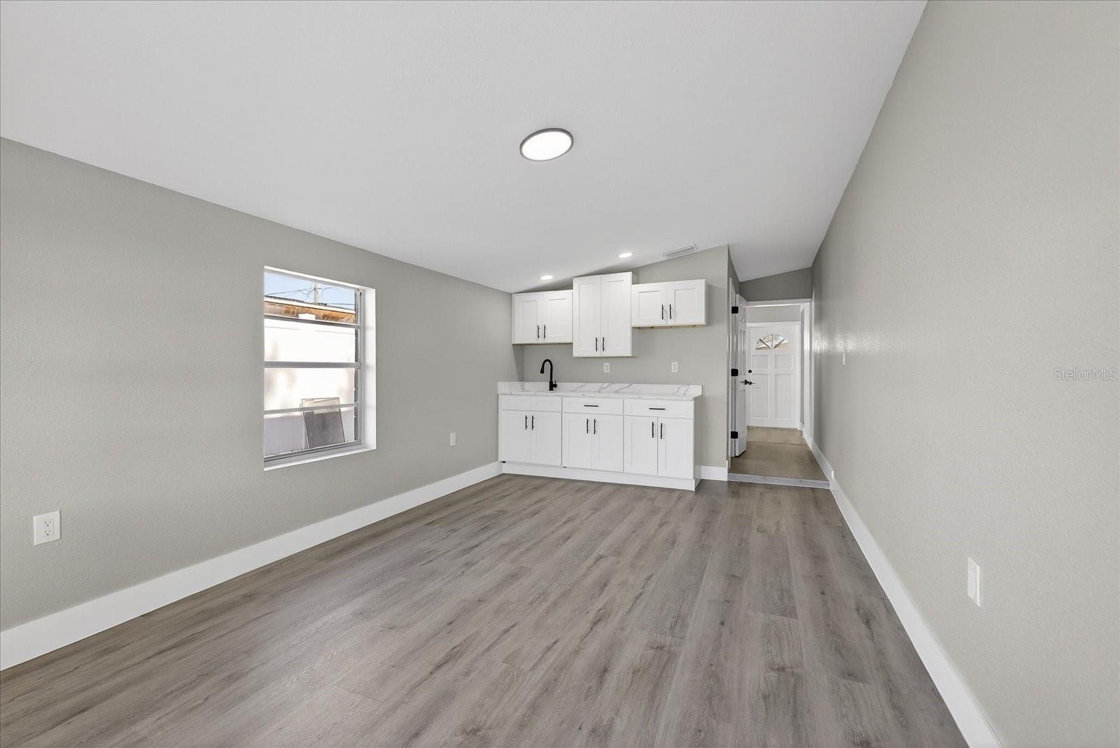 4503 W CLIFTON ST, TAMPA, FL, 33614
