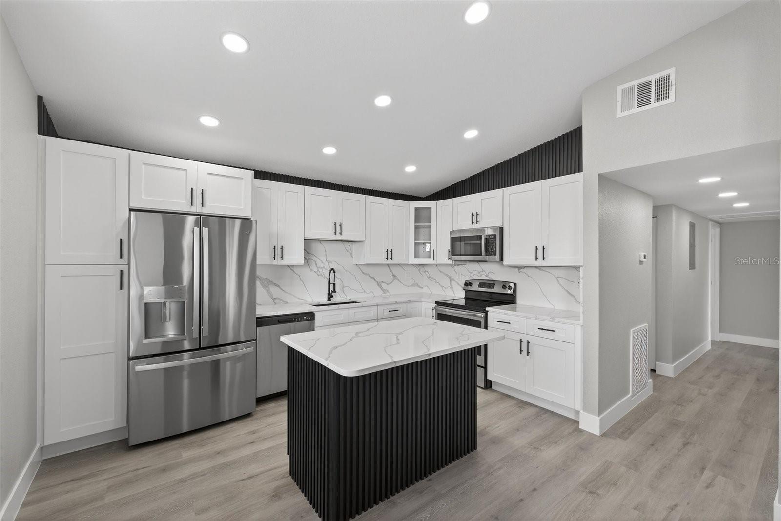 4503 W CLIFTON ST, TAMPA, FL, 33614