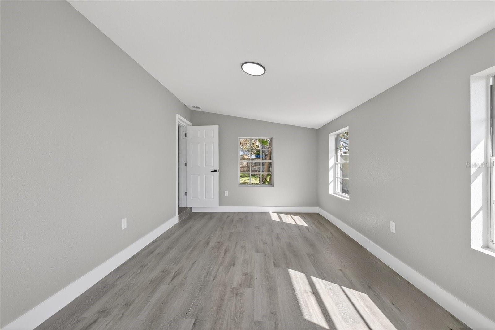 4503 W CLIFTON ST, TAMPA, FL, 33614