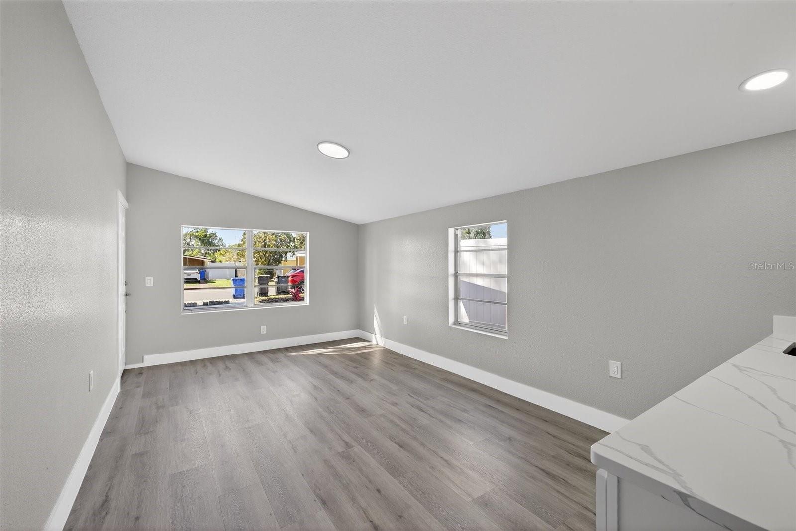 4503 W CLIFTON ST, TAMPA, FL, 33614