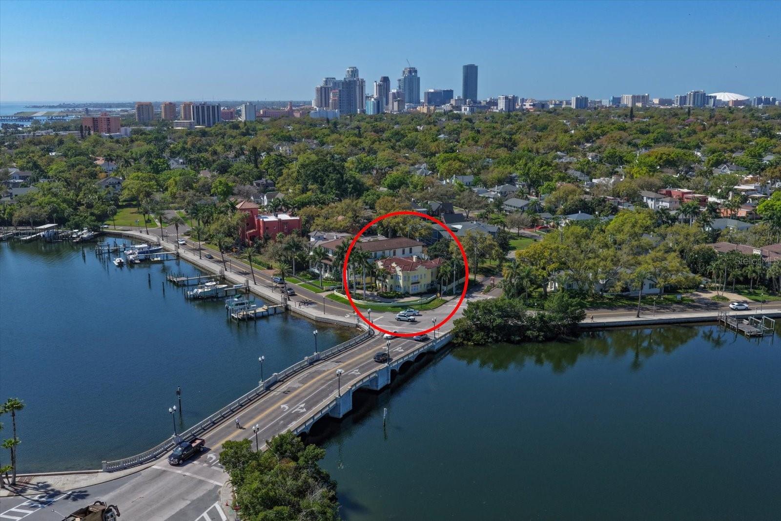 2050 COFFEE POT BLVD NE, ST PETERSBURG, FL, 33704