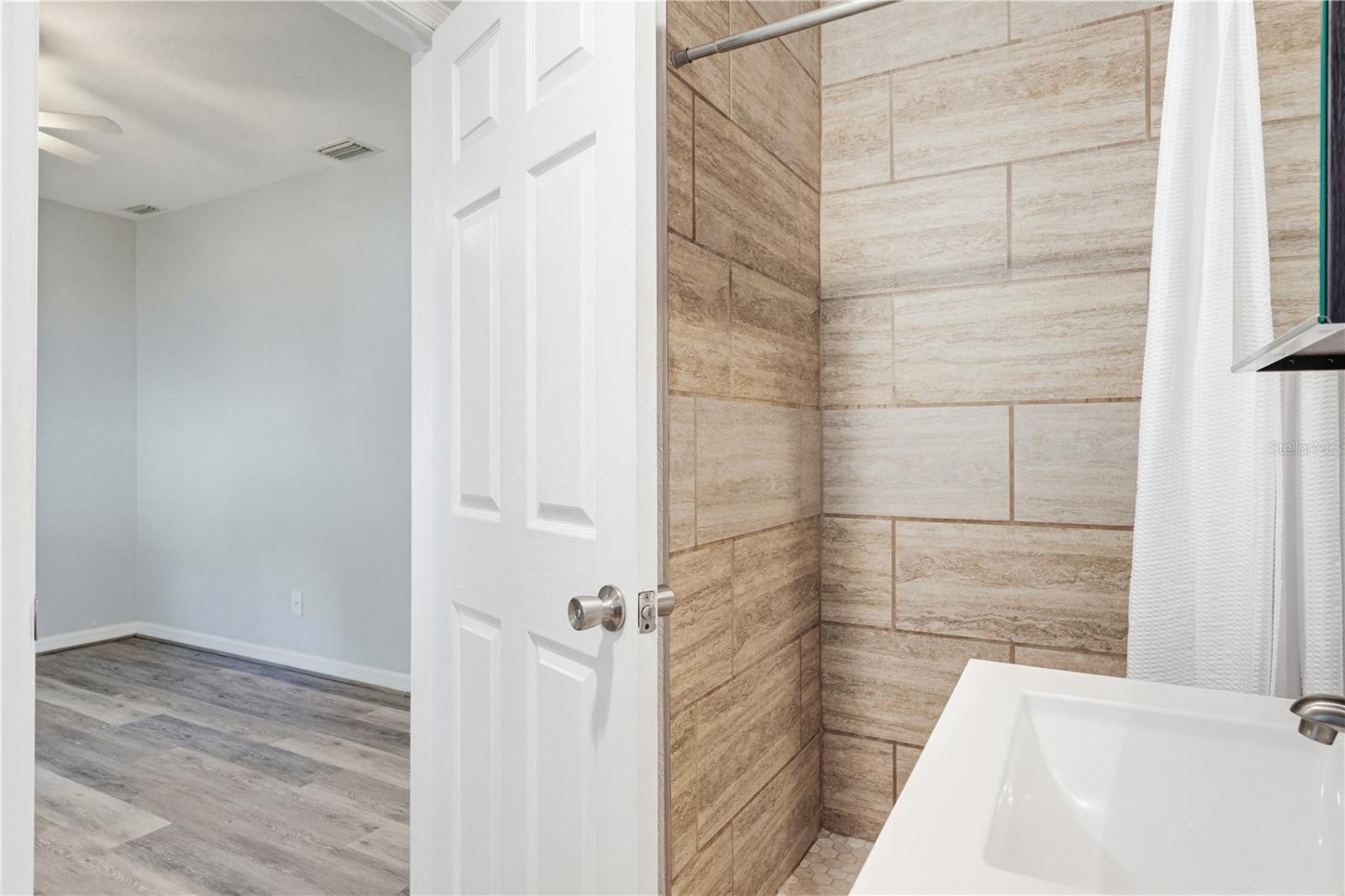 1220 ORANGE AVE, DUNEDIN, FL, 34698