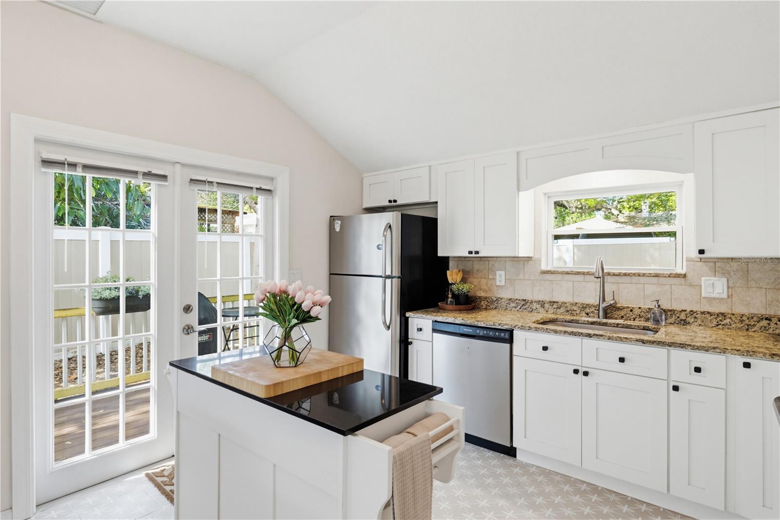 1220 ORANGE AVE, DUNEDIN, FL, 34698