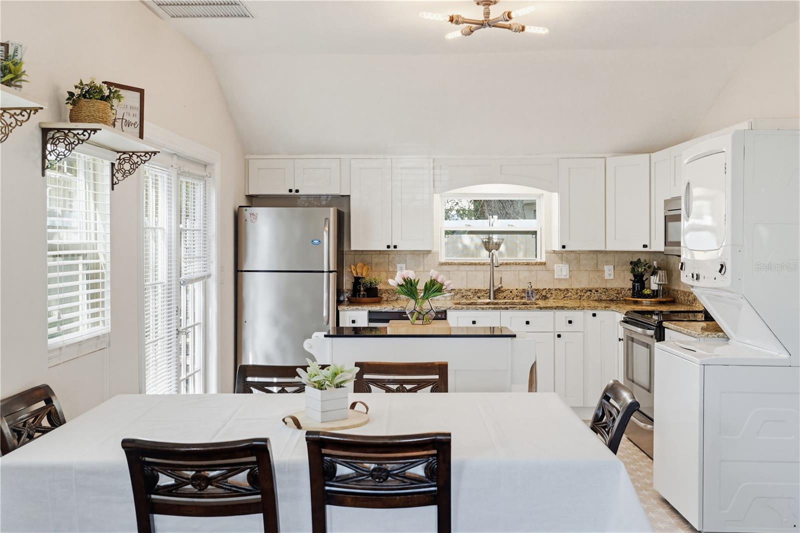 1220 ORANGE AVE, DUNEDIN, FL, 34698