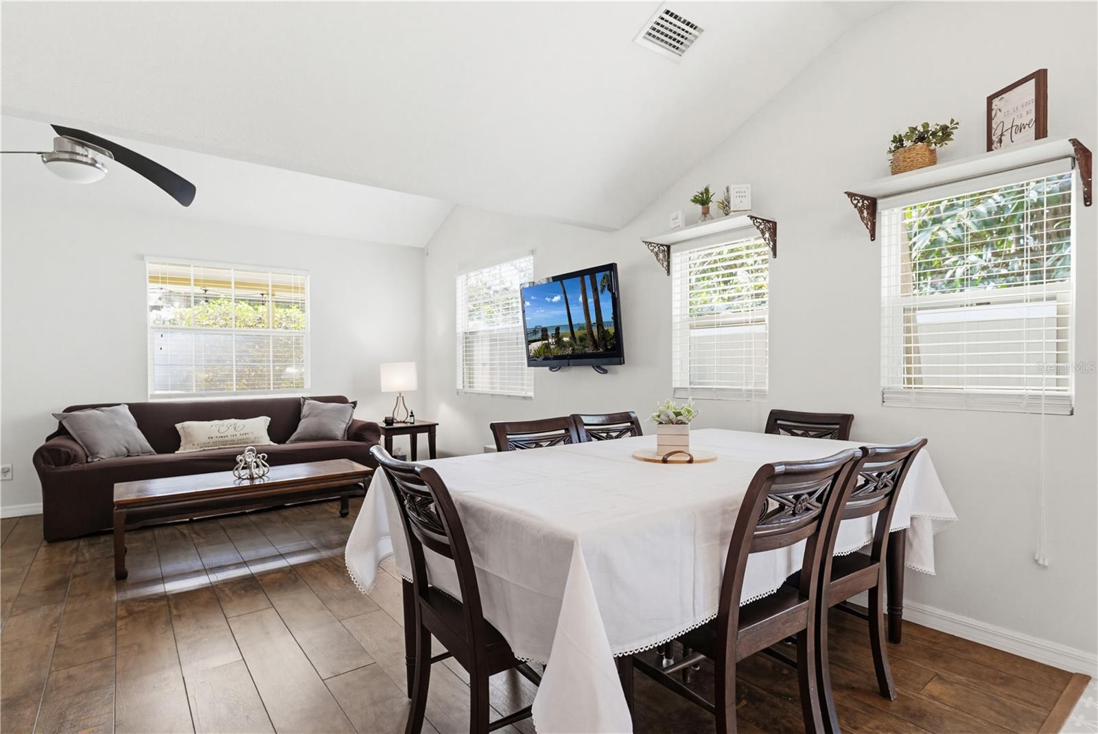 1220 ORANGE AVE, DUNEDIN, FL, 34698