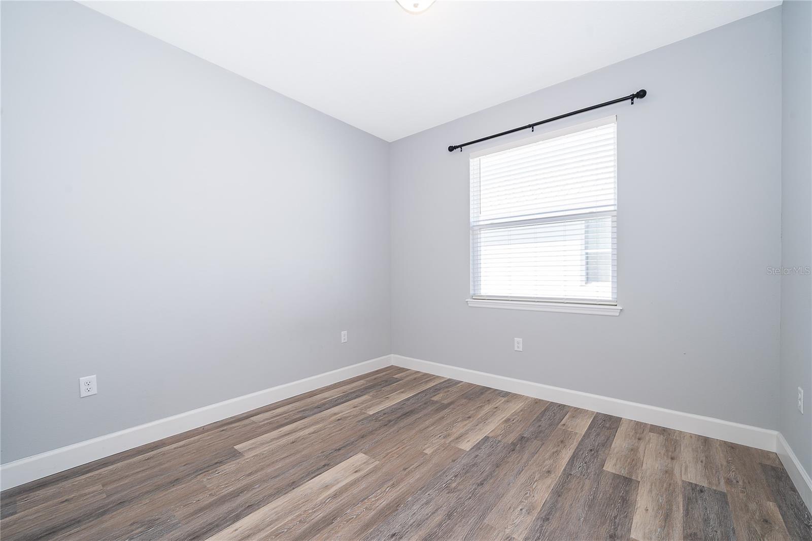 180 11 AVE, OSTEEN, FL, 32764