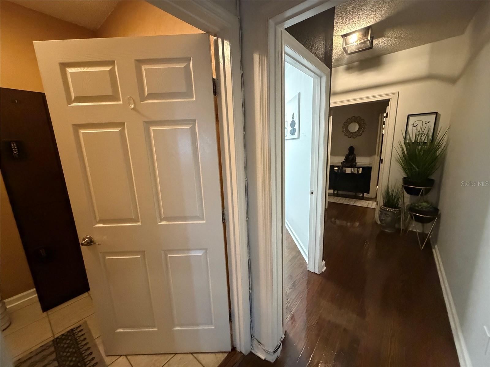 2001 W KENNEDY BLVD, TAMPA, FL, 33606