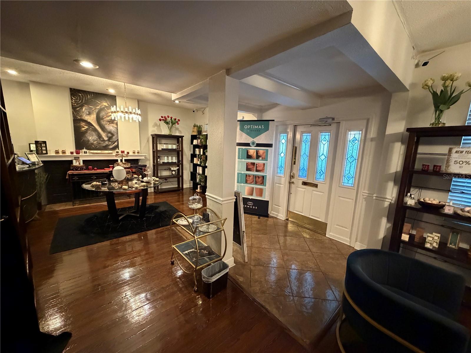 2001 W KENNEDY BLVD, TAMPA, FL, 33606