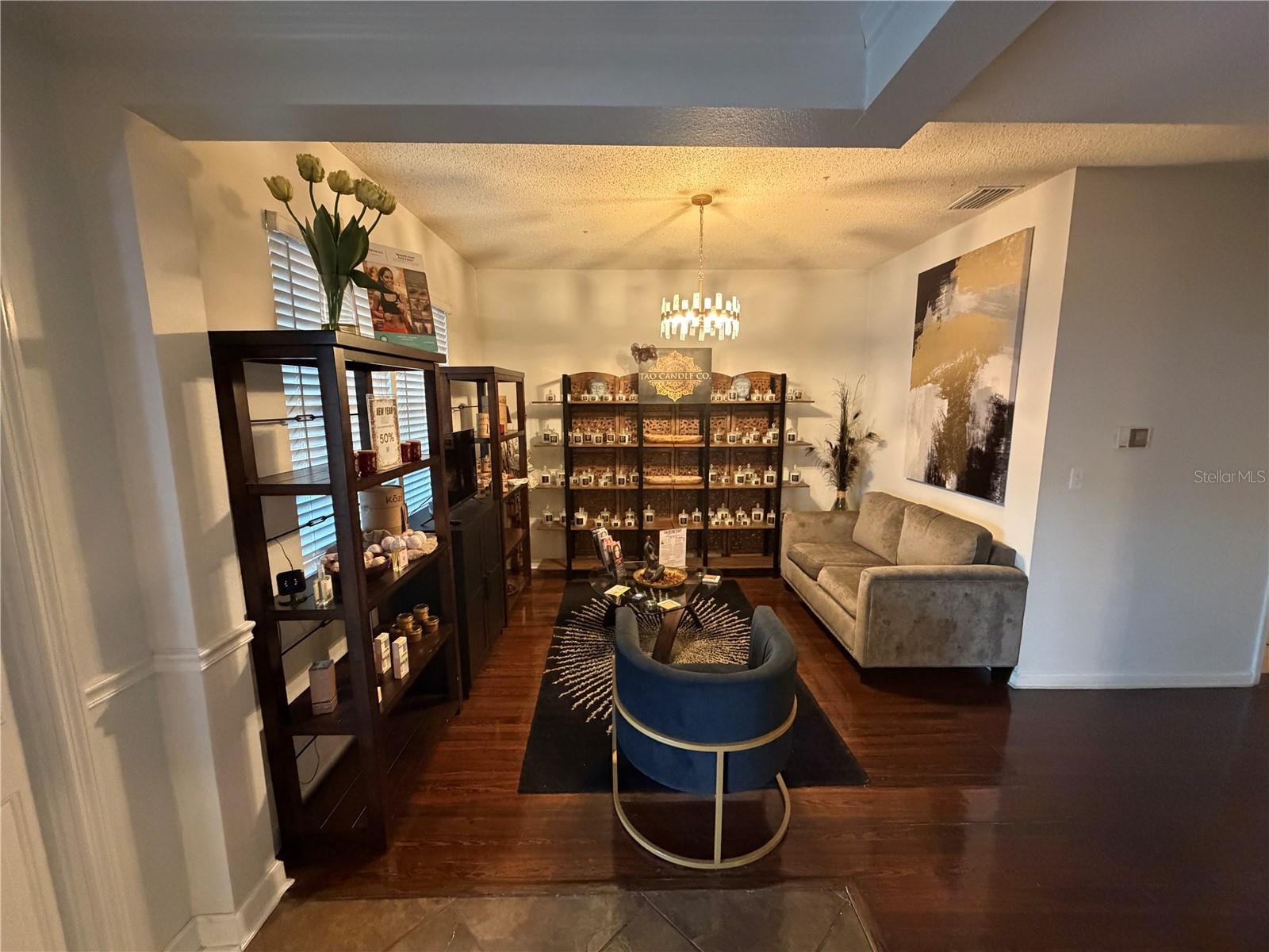 2001 W KENNEDY BLVD, TAMPA, FL, 33606