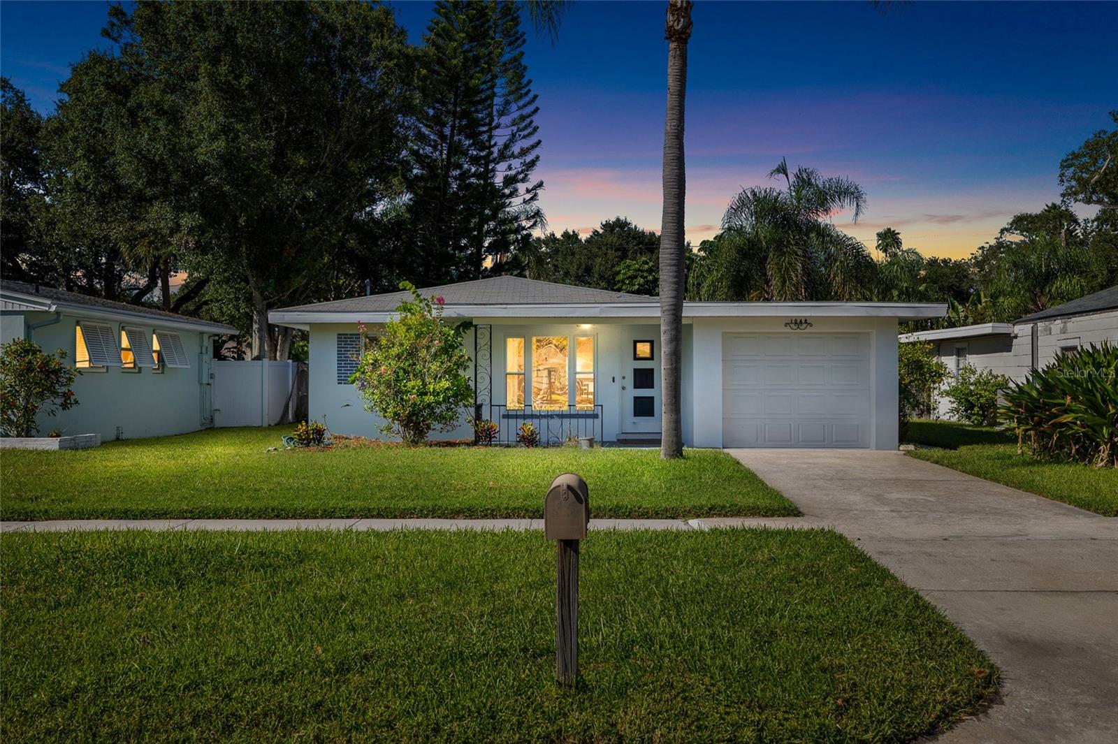 1048 CHARLES ST, CLEARWATER, FL, 33755