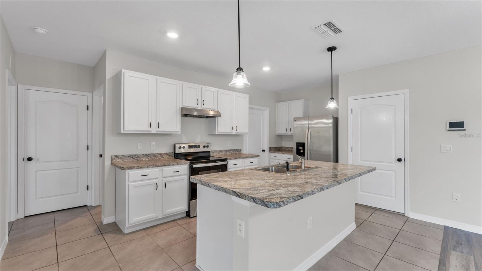 225 GINA LN, DAVENPORT, FL, 33837