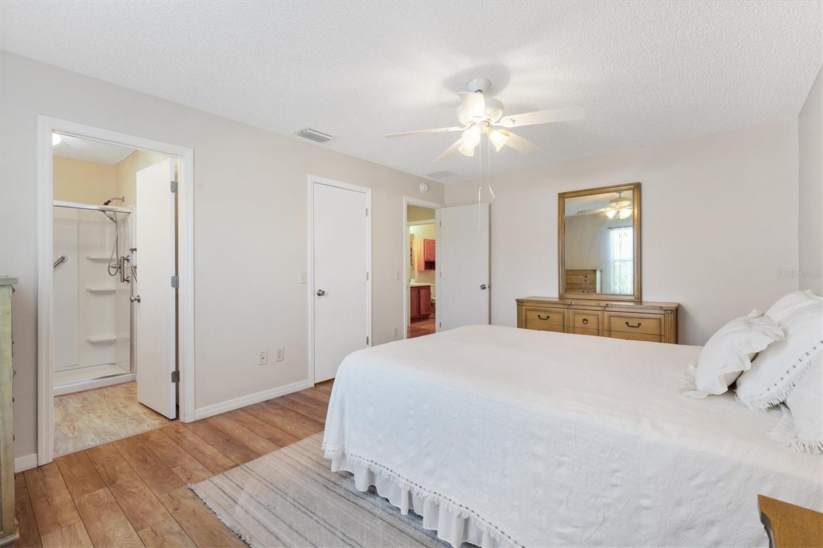 17470 SE 93RD VINE AVE, THE VILLAGES, FL, 32162