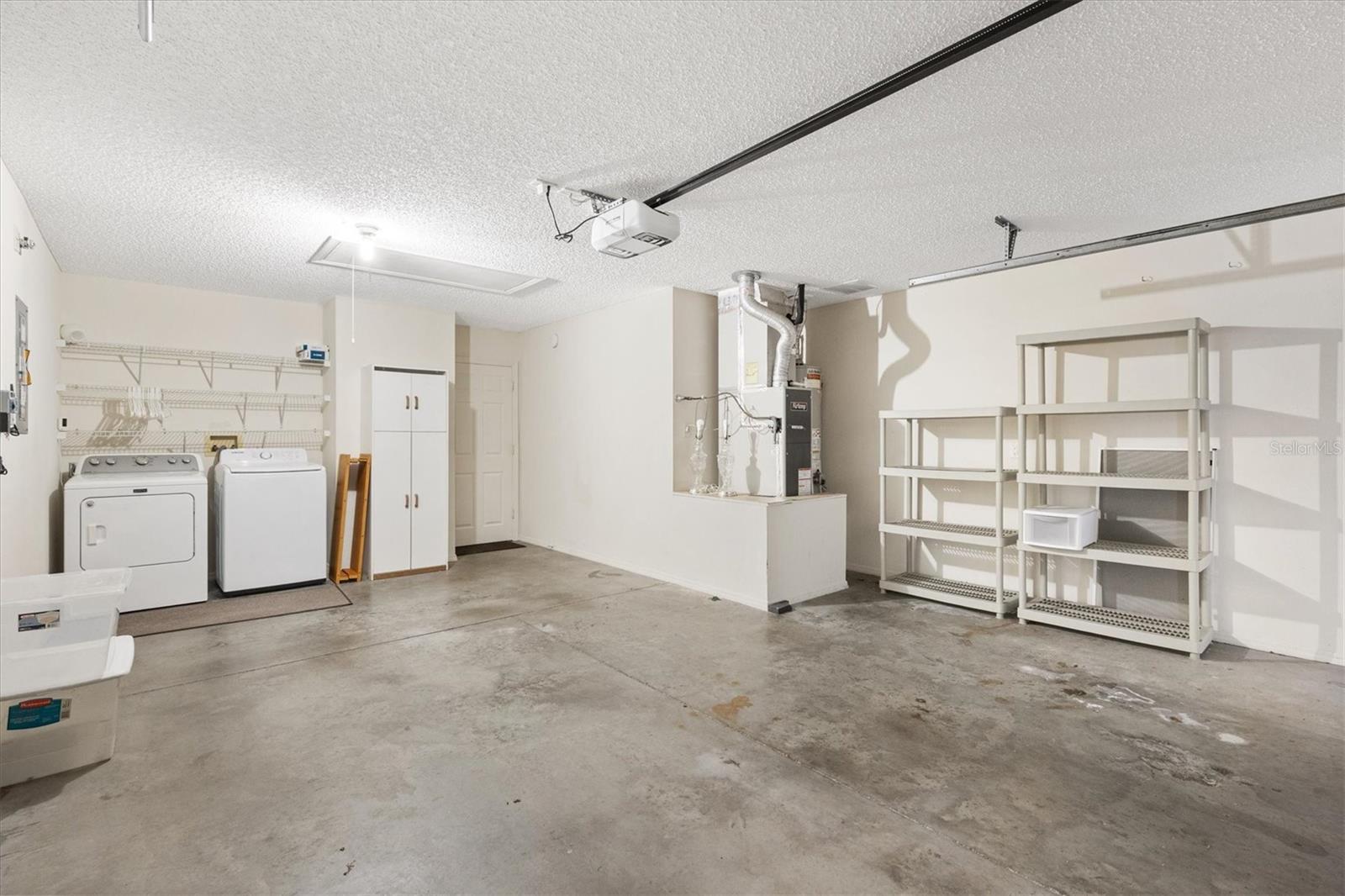 17470 SE 93RD VINE AVE, THE VILLAGES, FL, 32162