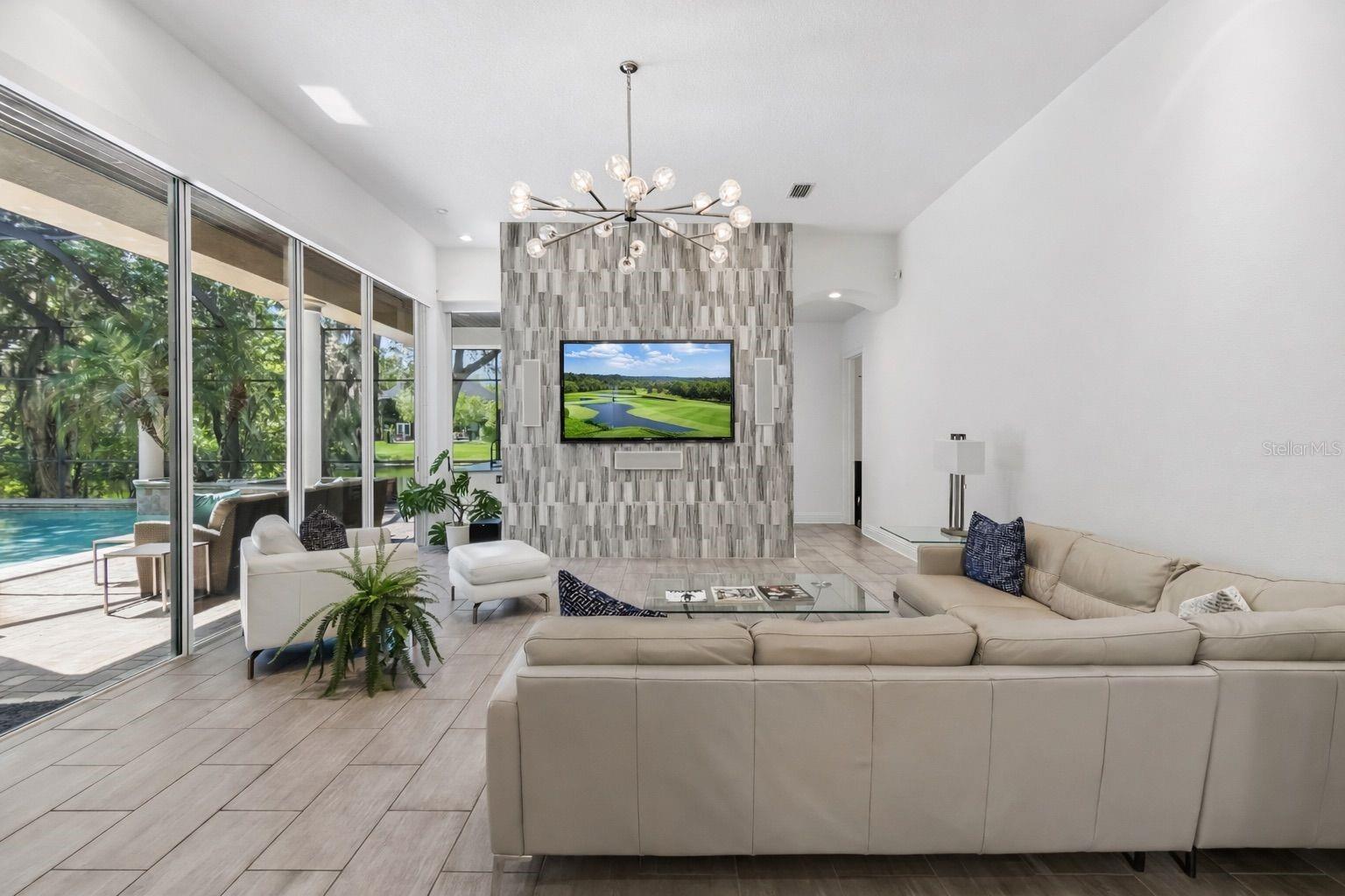 17008 MADRES DE AVILA, TAMPA, FL, 33613