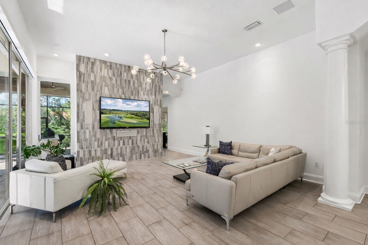 17008 MADRES DE AVILA, TAMPA, FL, 33613