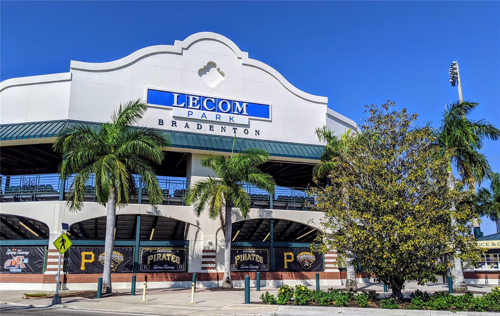 3807 LAKE BAYSHORE DR #H-416, BRADENTON, FL, 34205