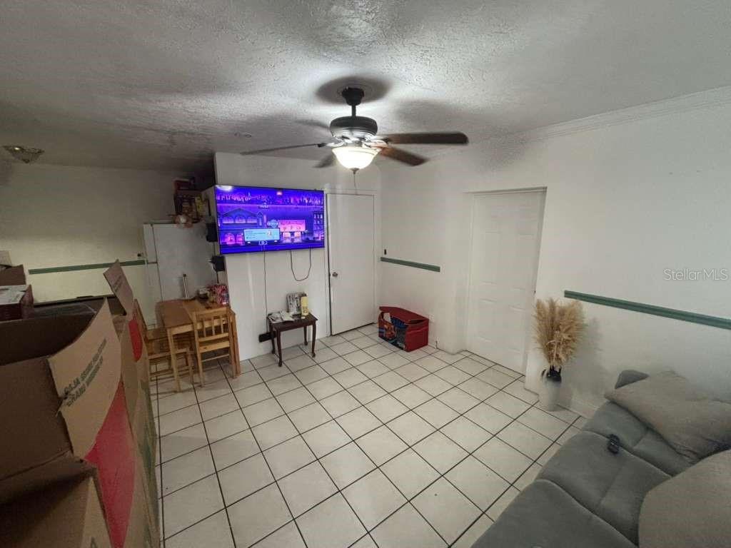 9590 NW 33RD AVE, MIAMI, FL, 33147