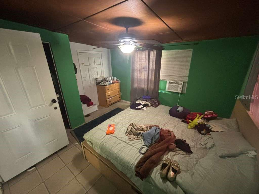 9590 NW 33RD AVE, MIAMI, FL, 33147