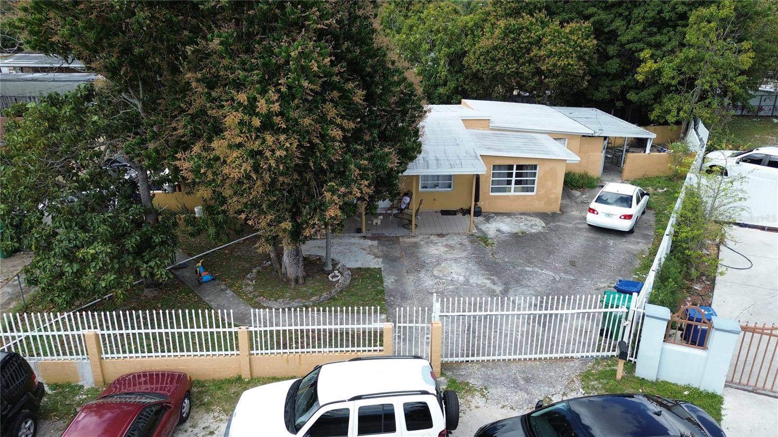 9590 NW 33RD AVE, MIAMI, FL, 33147