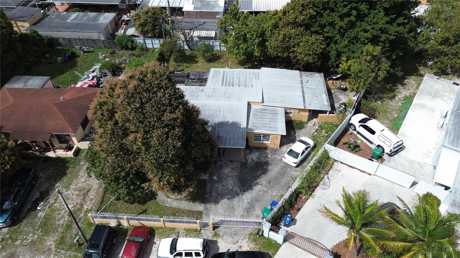 9590 NW 33RD AVE, MIAMI, FL, 33147