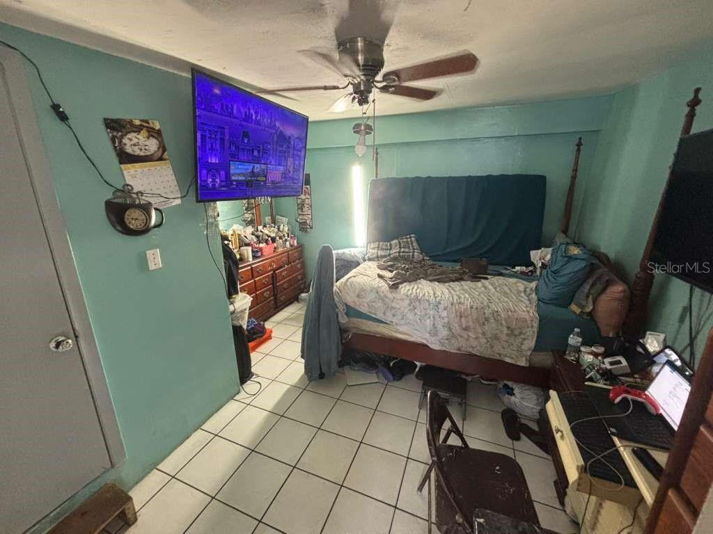 9590 NW 33RD AVE, MIAMI, FL, 33147