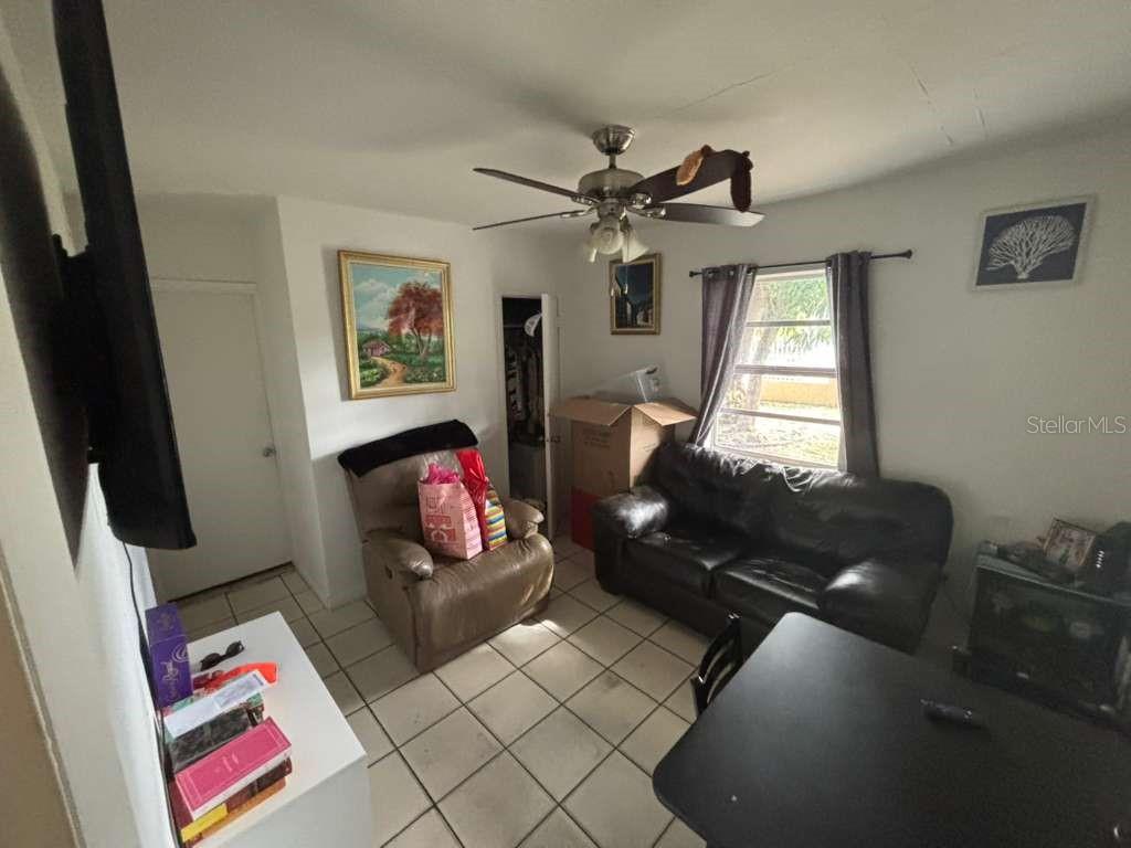 9590 NW 33RD AVE, MIAMI, FL, 33147