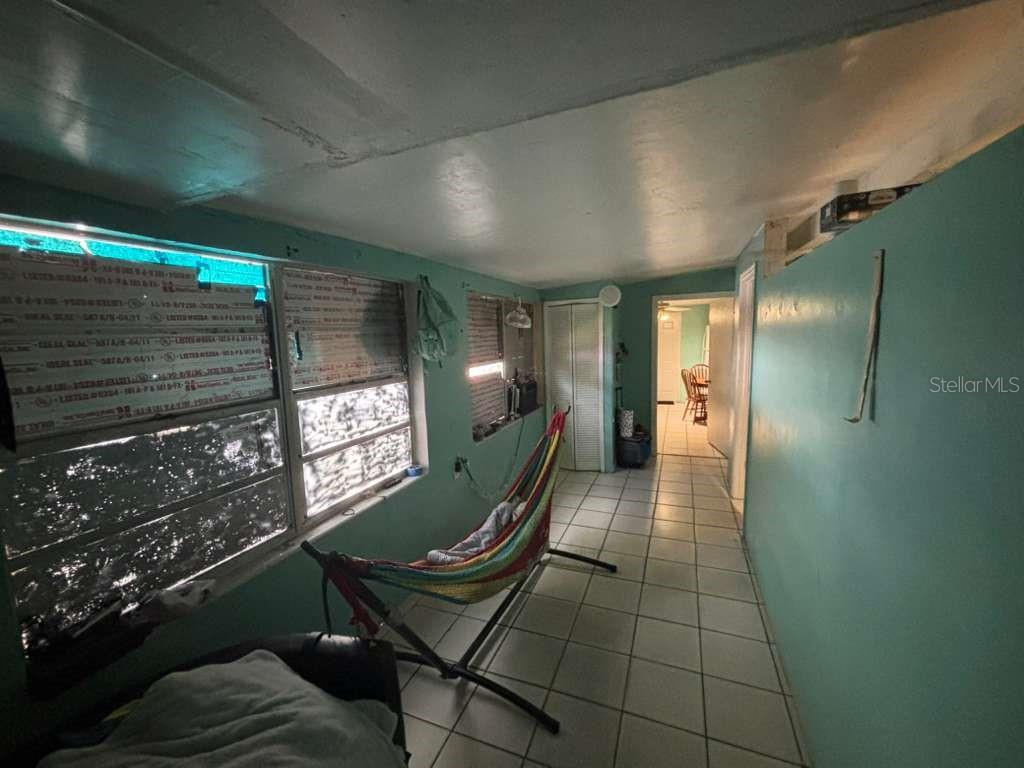 9590 NW 33RD AVE, MIAMI, FL, 33147