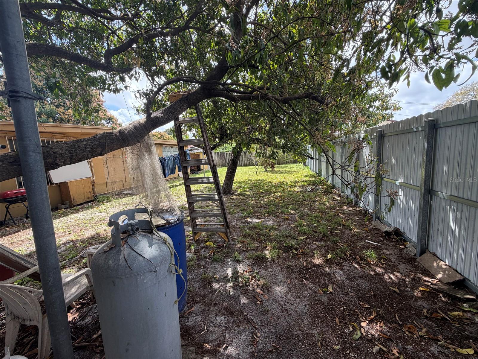 9590 NW 33RD AVE, MIAMI, FL, 33147