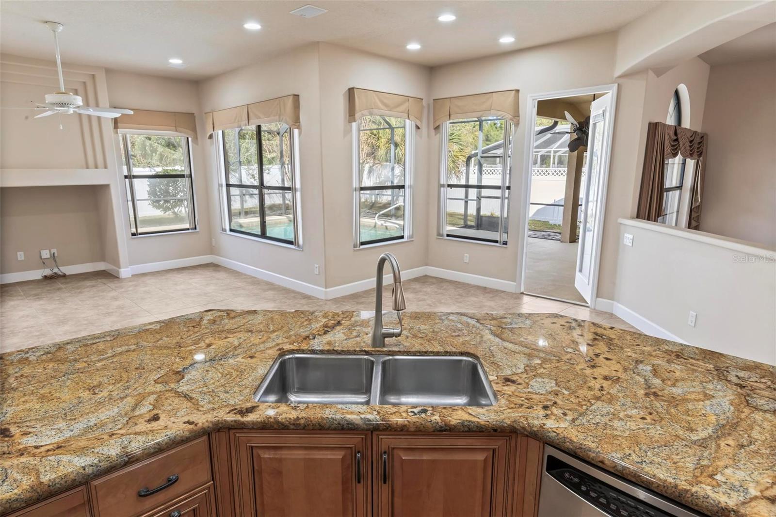 88 COVINGTON LN, PALM COAST, FL, 32137