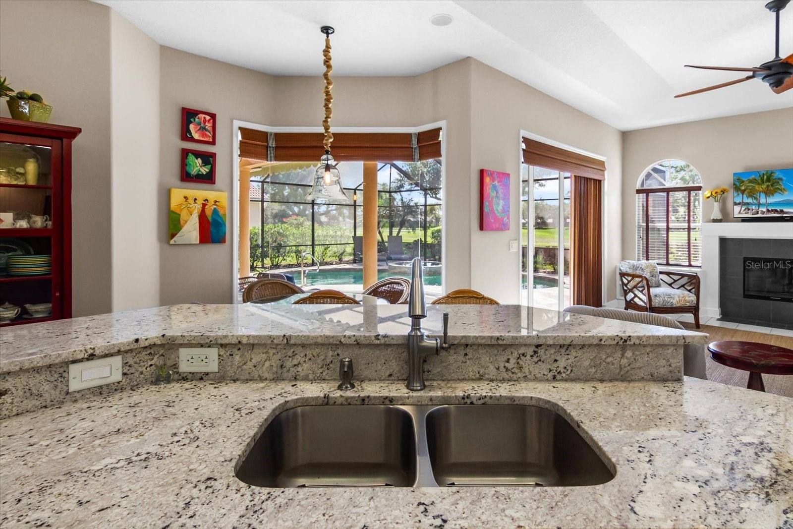 1994 WHITE FEATHER LN, NOKOMIS, FL, 34275