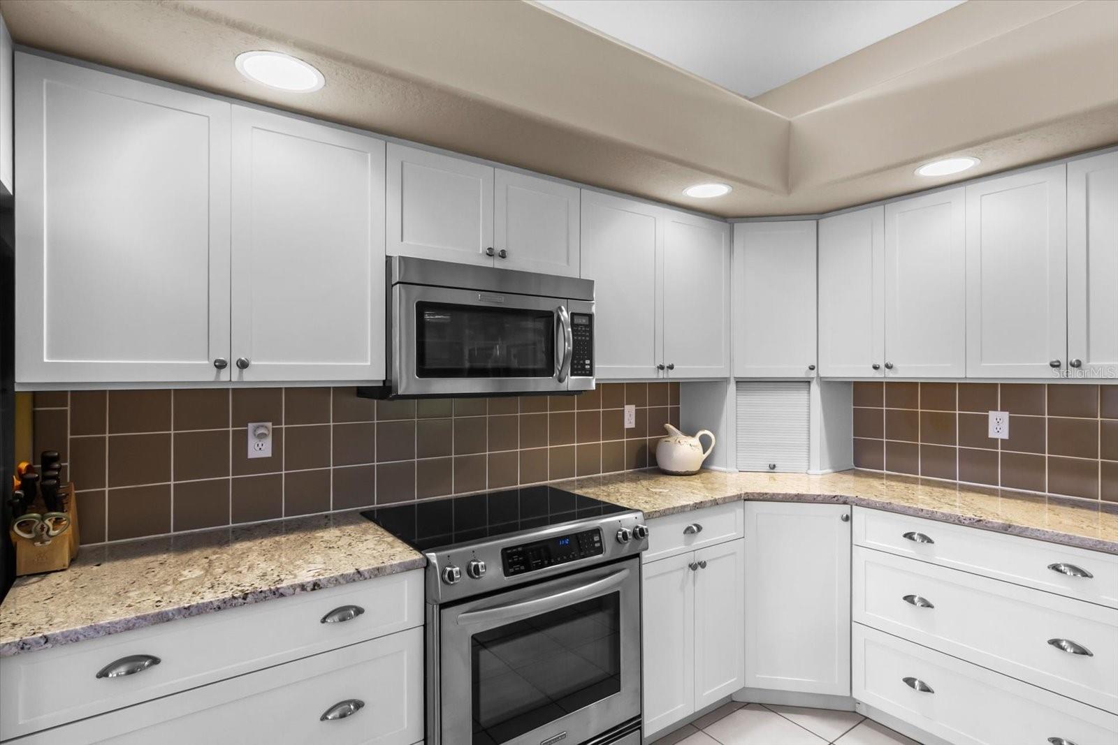 1994 WHITE FEATHER LN, NOKOMIS, FL, 34275