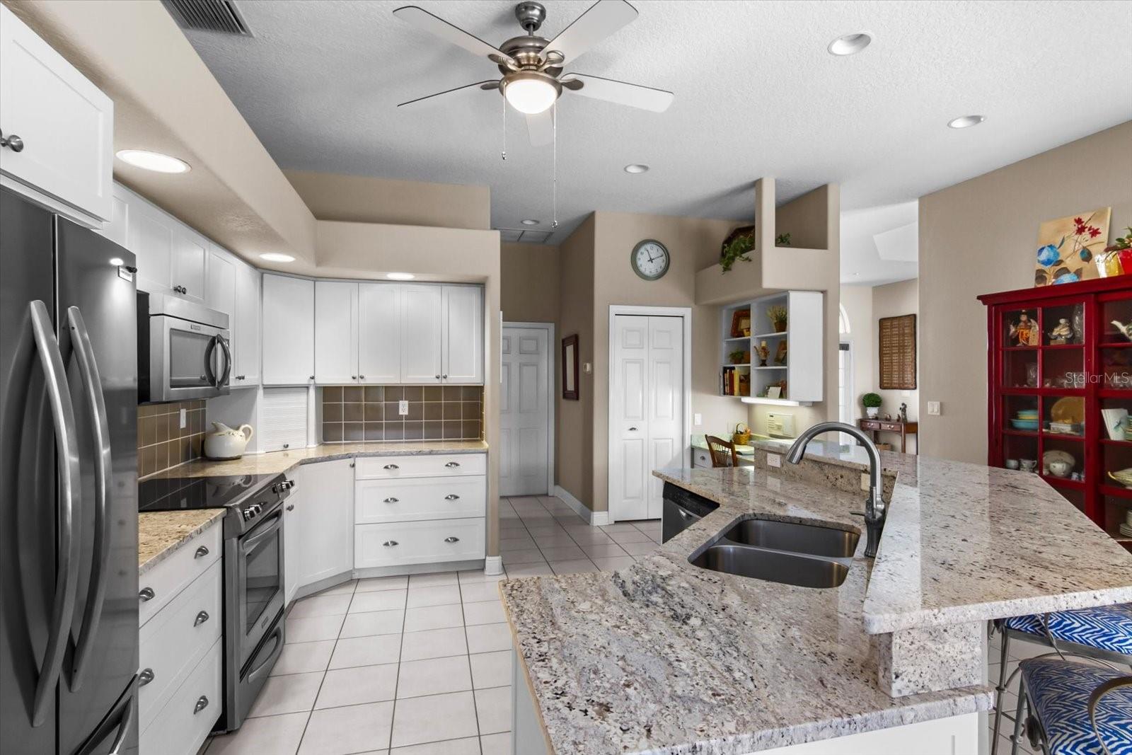 1994 WHITE FEATHER LN, NOKOMIS, FL, 34275