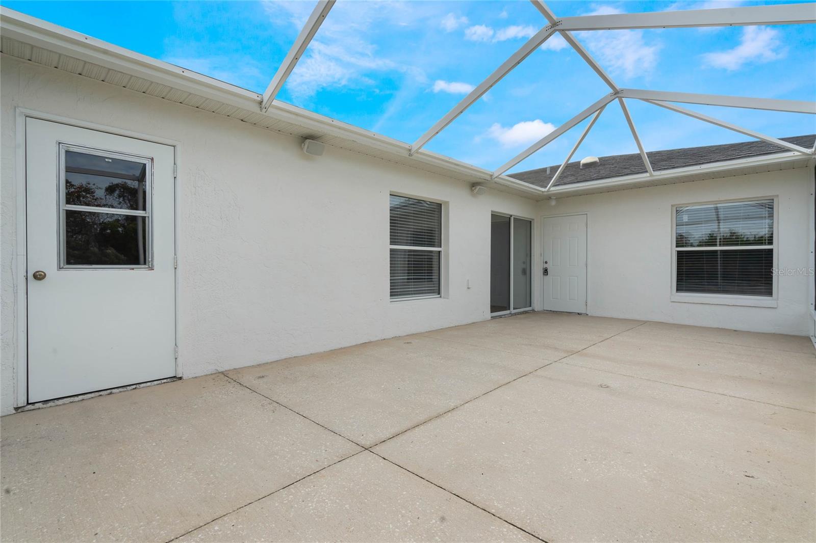 907 WILLOW DR, LEESBURG, FL, 34748