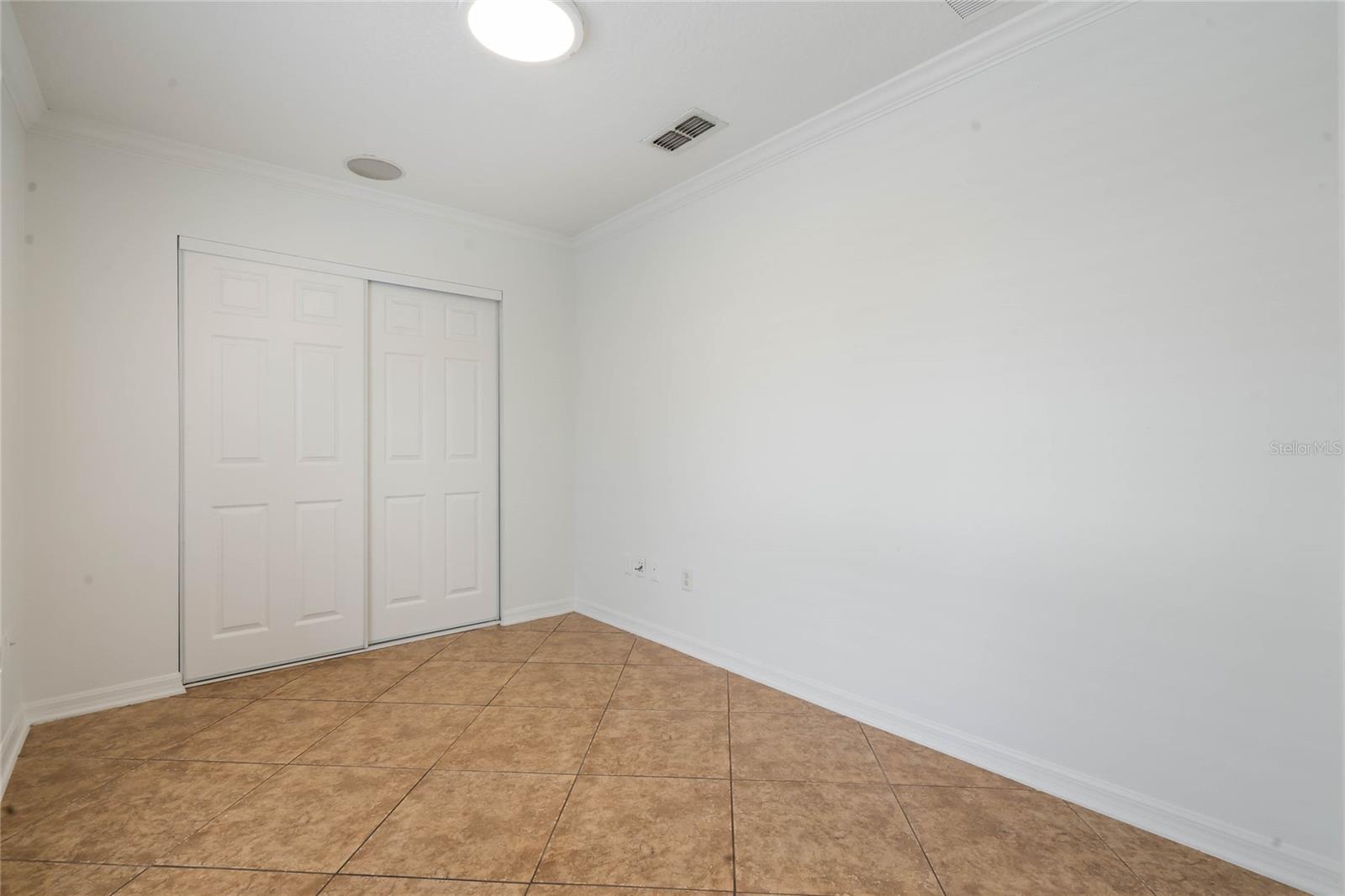 907 WILLOW DR, LEESBURG, FL, 34748