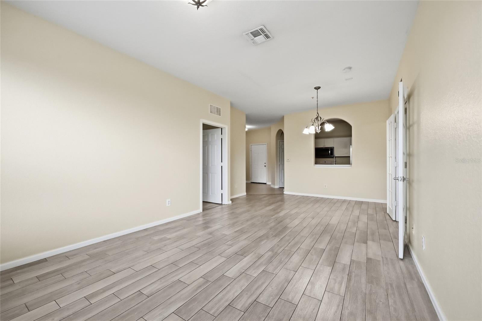 6434 CAVA ALTA DR #304, ORLANDO, FL, 32835