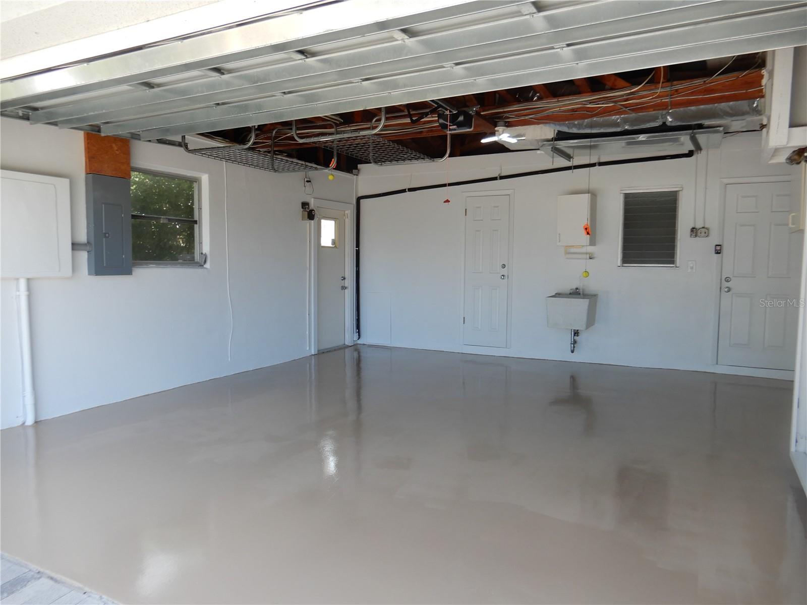 337 1ST ST W, TIERRA VERDE, FL, 33715