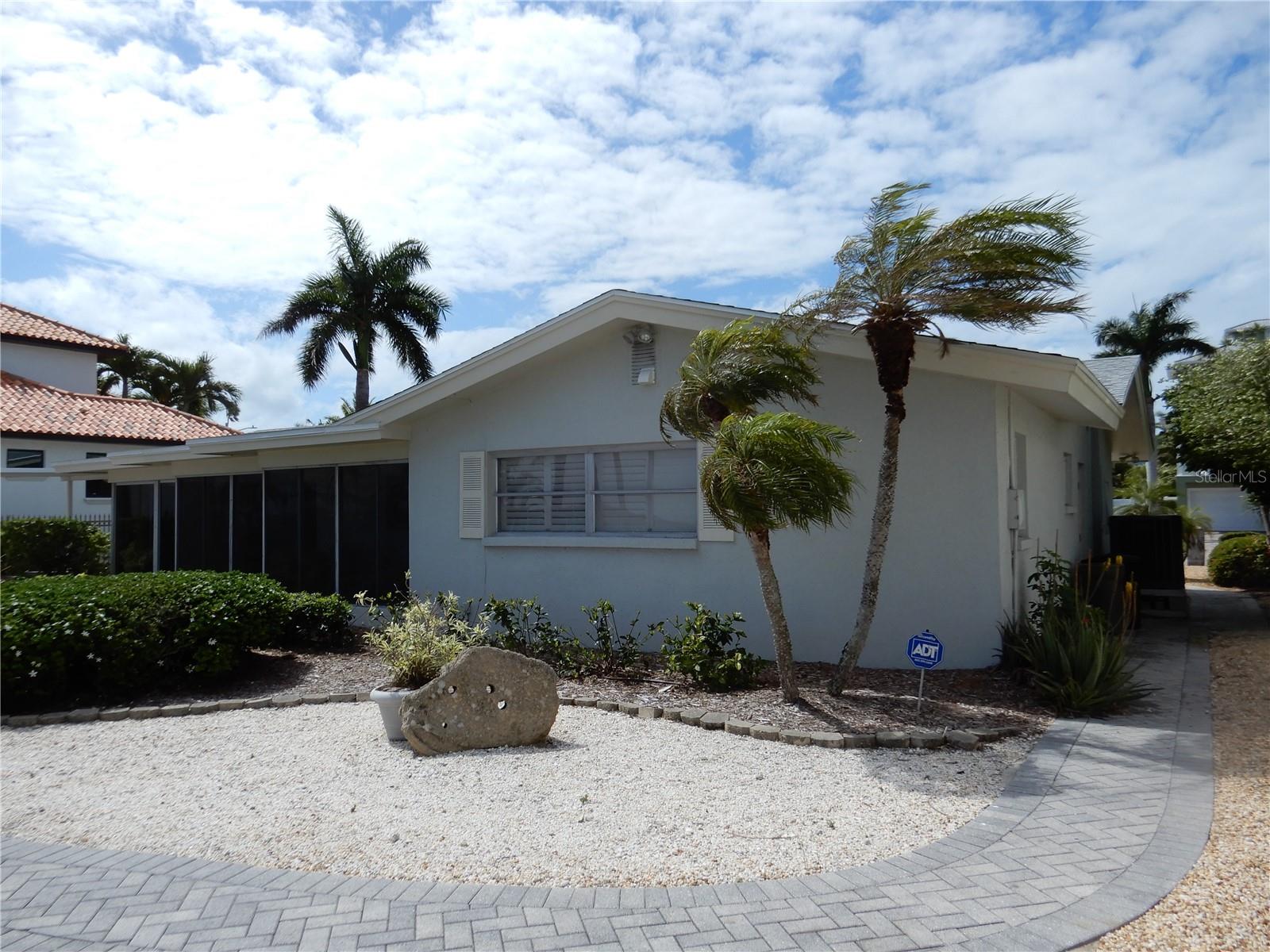 337 1ST ST W, TIERRA VERDE, FL, 33715