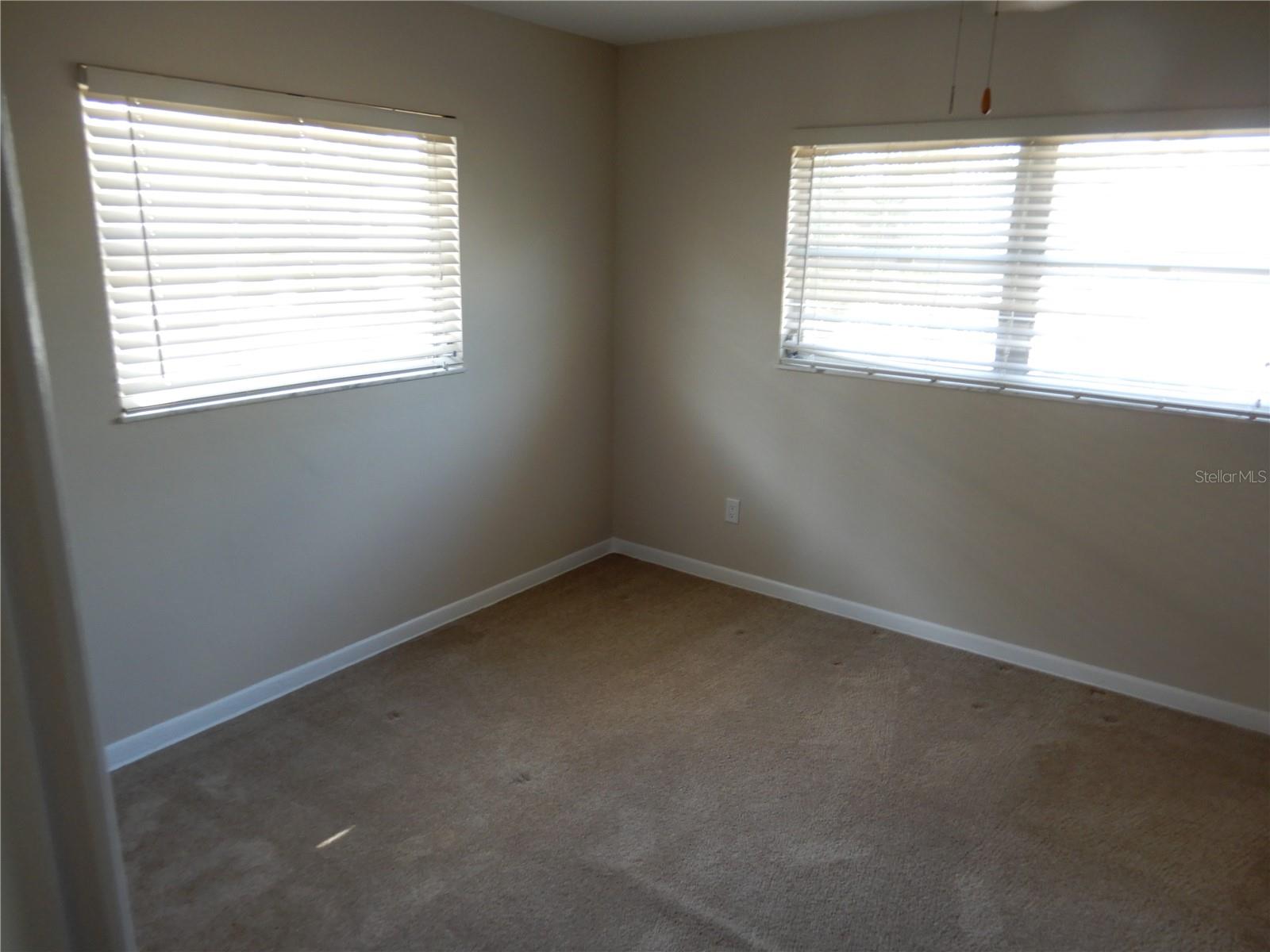 337 1ST ST W, TIERRA VERDE, FL, 33715