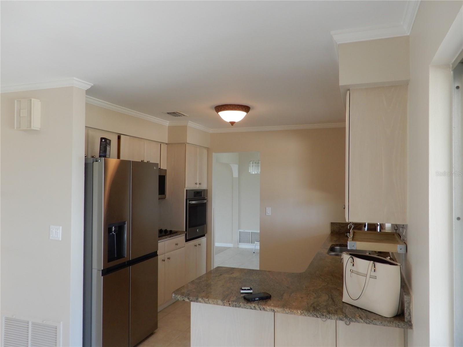 337 1ST ST W, TIERRA VERDE, FL, 33715