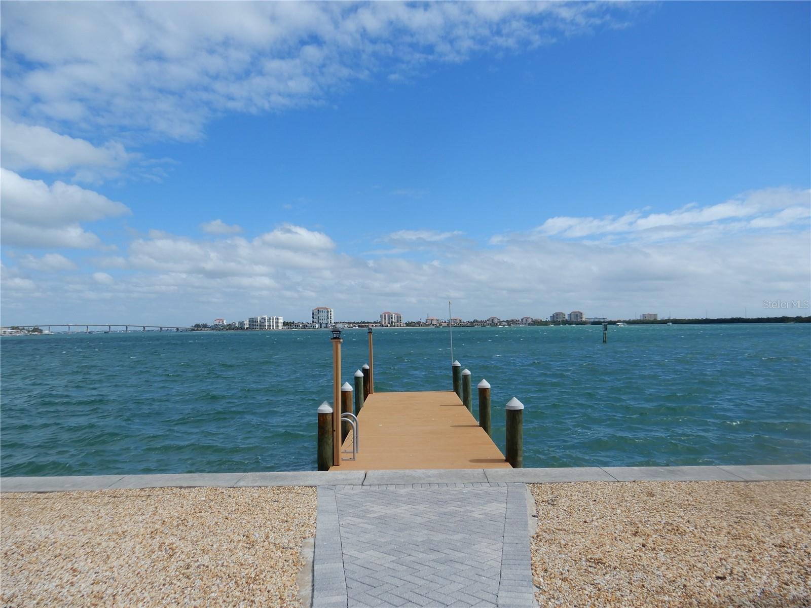 337 1ST ST W, TIERRA VERDE, FL, 33715