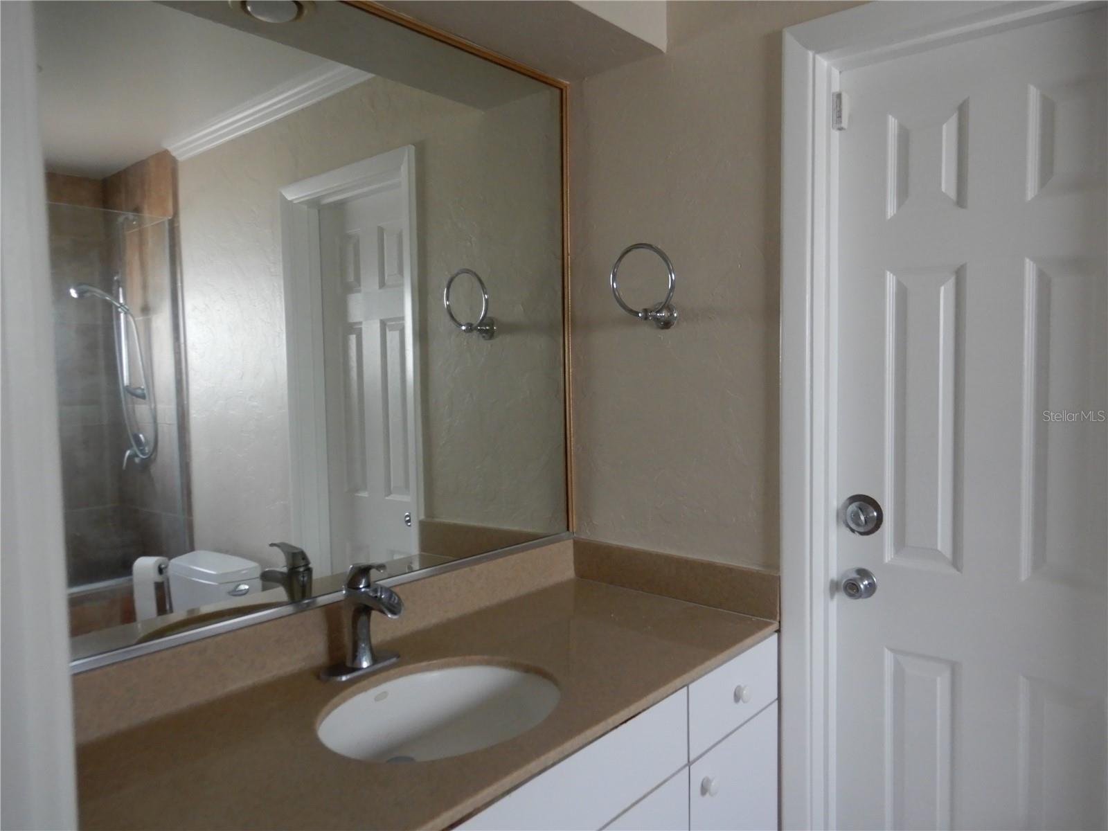 337 1ST ST W, TIERRA VERDE, FL, 33715