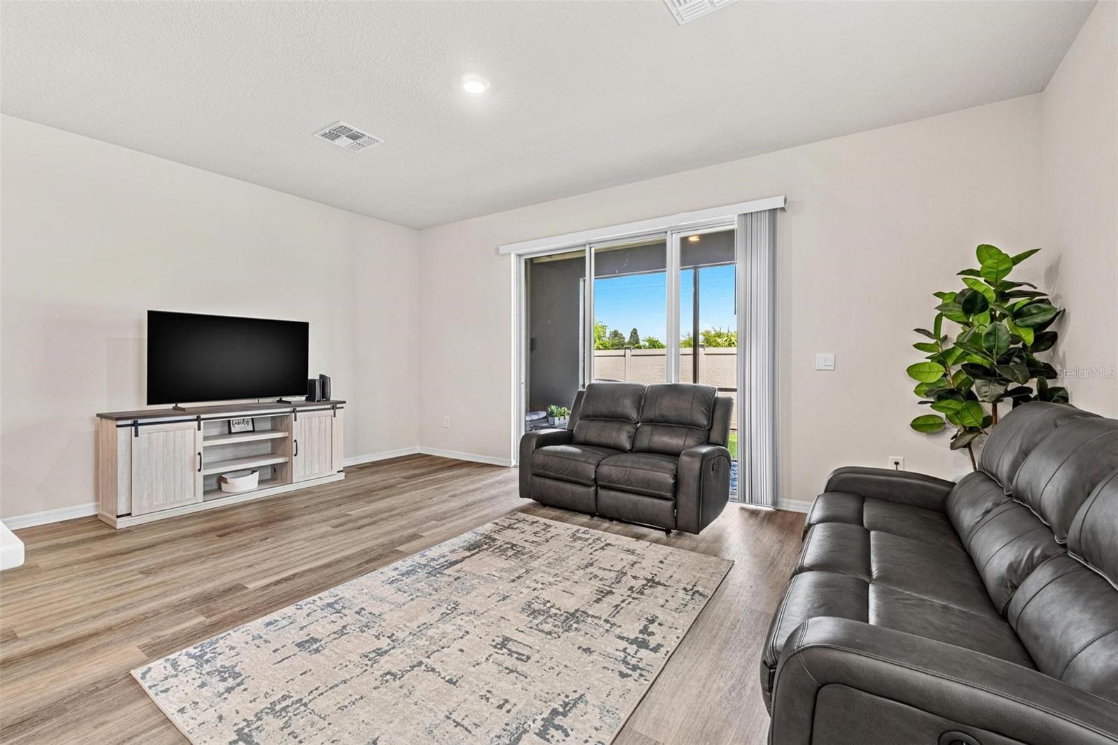 829 HORIZON WAY, CLEARWATER, FL, 33764