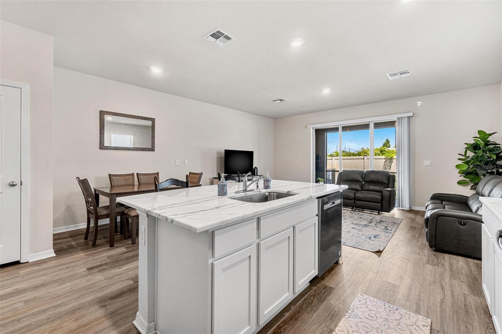 829 HORIZON WAY, CLEARWATER, FL, 33764