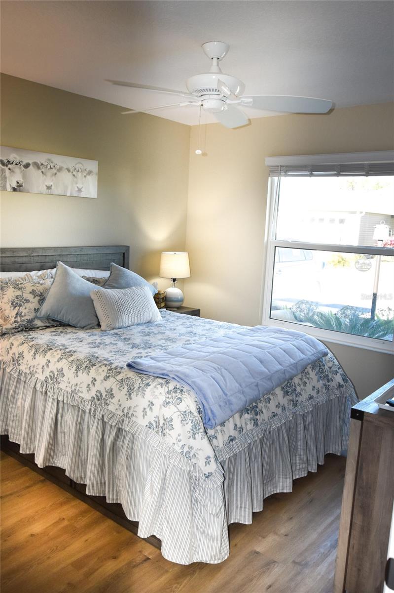 6673 MARY LOOP, THE VILLAGES, FL, 34762